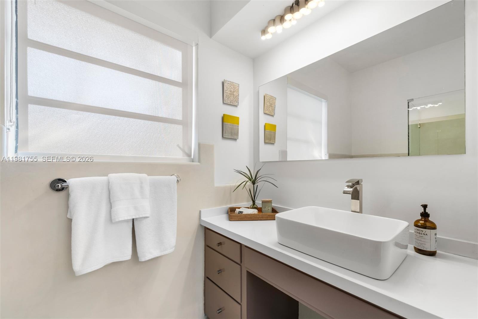 NORMANDY GOLF COURSE - Residential Lease