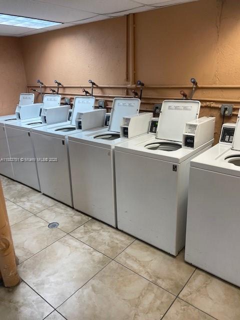 PALM-EAST GARDENS CONDO - Residential