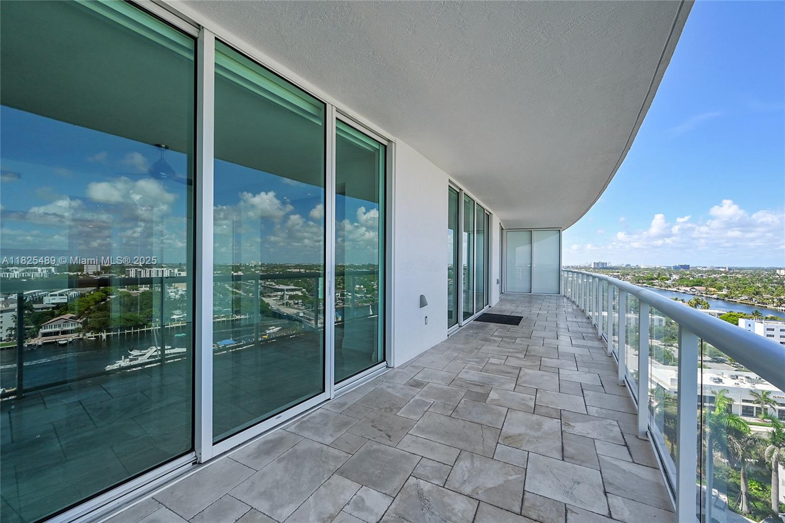 PLAZA AT OCEANSIDE (THE) - Residential