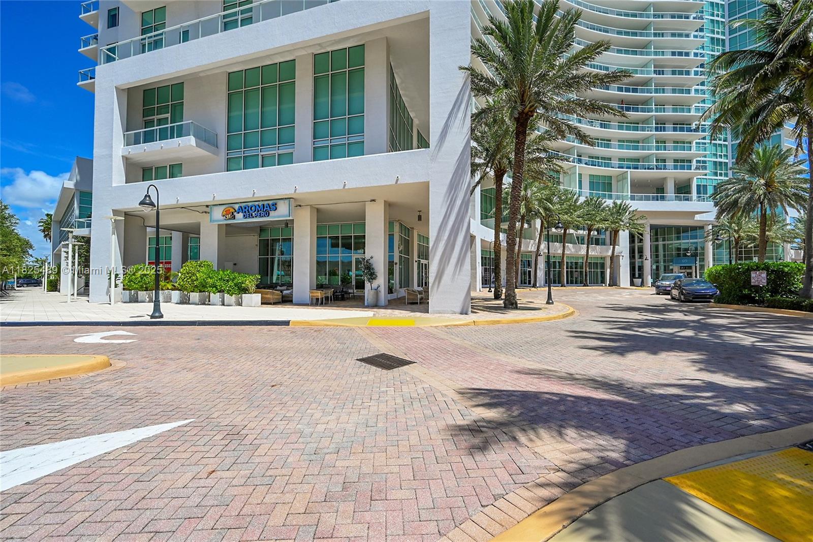 1 N Ocean Blvd 1211, Pompano Beach, FL, 33062/$1,250,000 1 1 N Ocean Blvd 1211