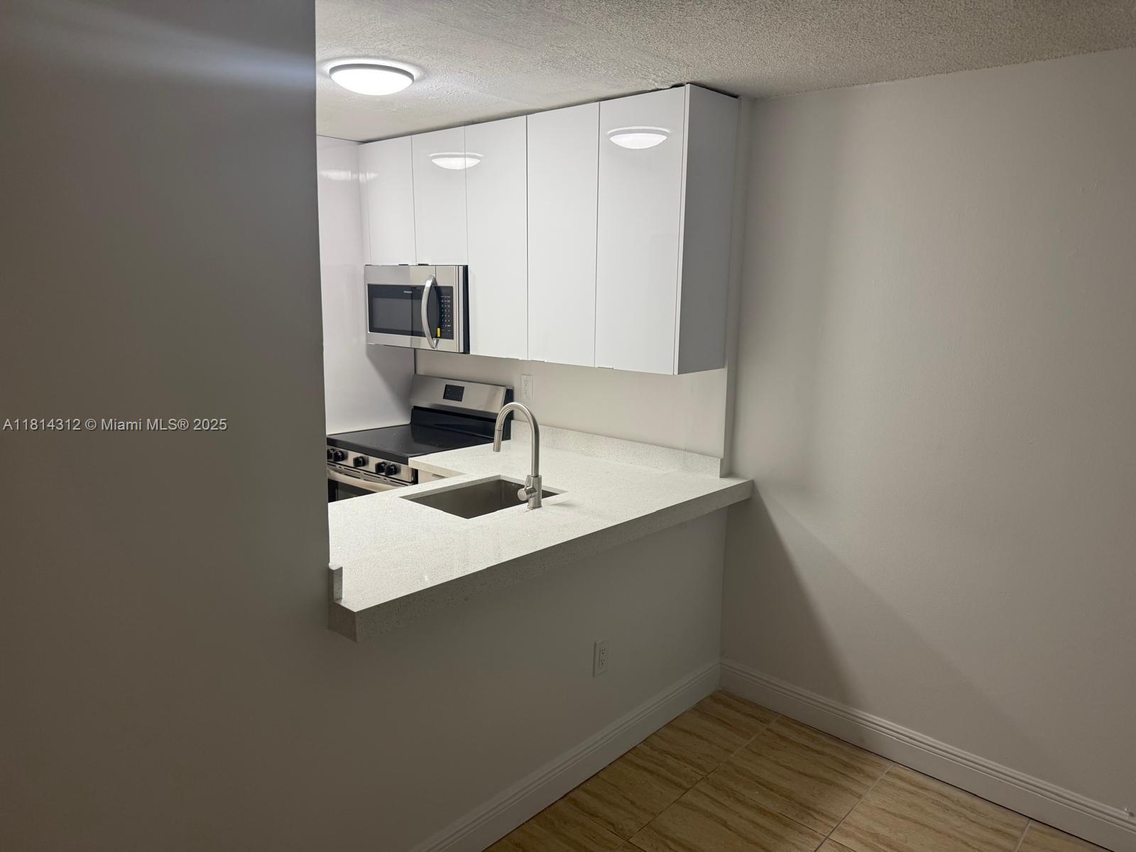 Rental Property at 496 Nw 165th St Rd D-210, Miami, Broward County, Florida - Bedrooms: 1 
Bathrooms: 1  - $1,650 MO.