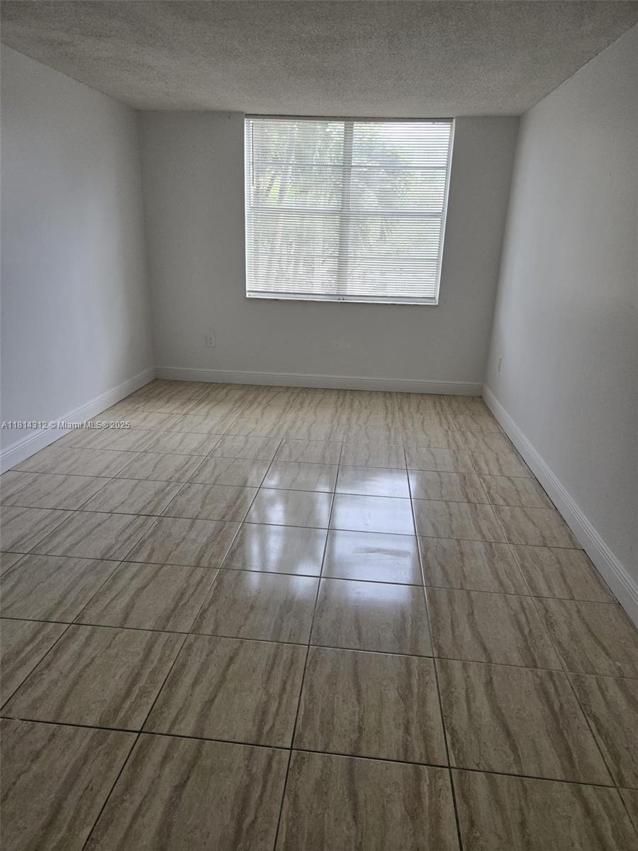 MONTECARLO CONDO - Residential Lease