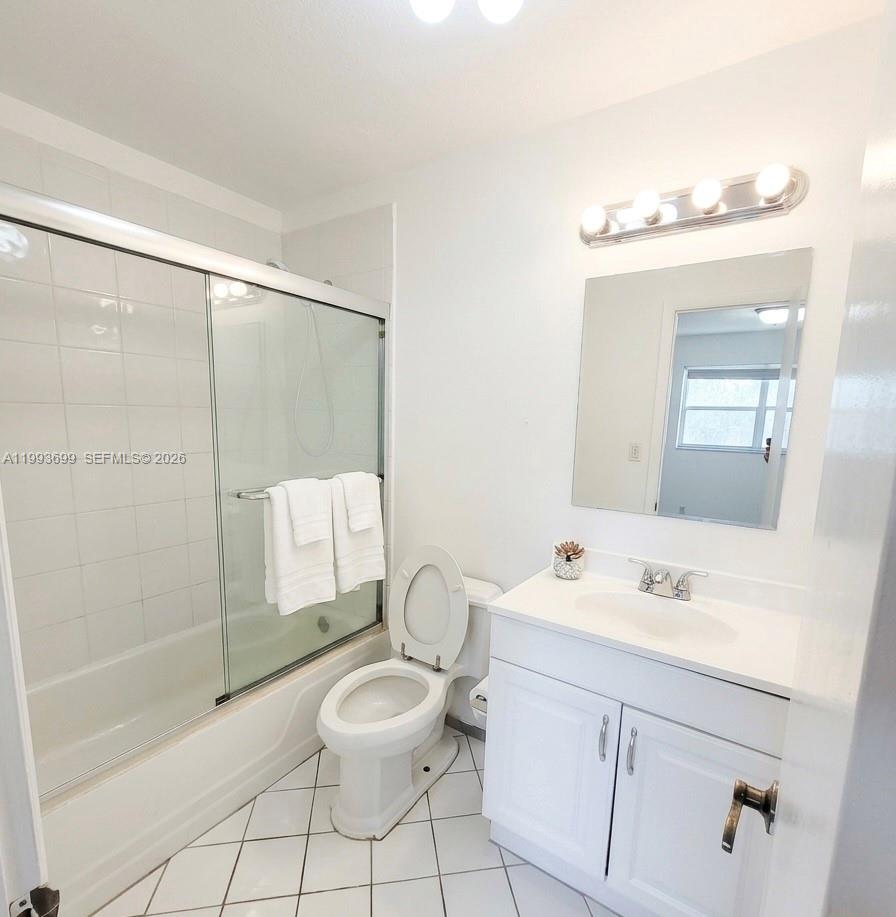 VERSAILLES GARDENS CONDO - Residential Lease