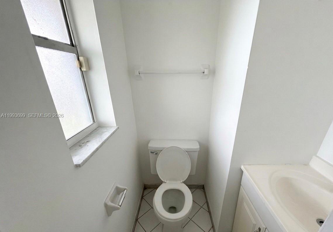 VERSAILLES GARDENS CONDO - Residential Lease