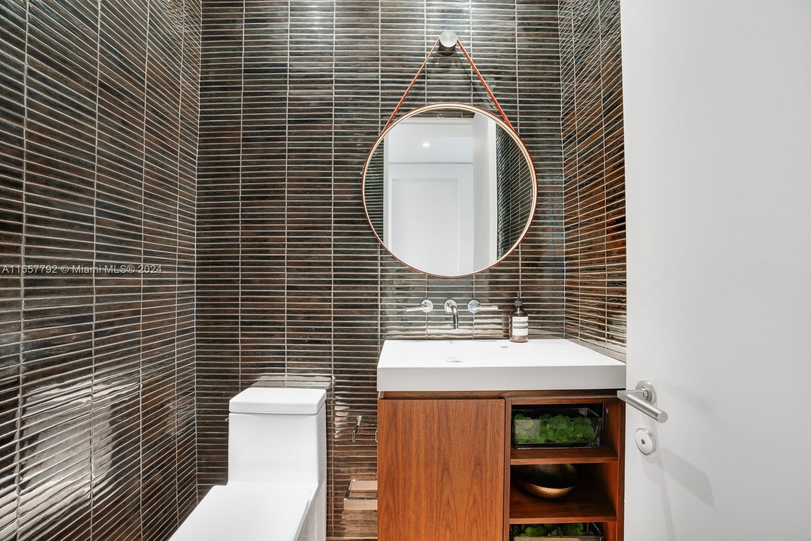 LA GORCE ISLAND - Residential