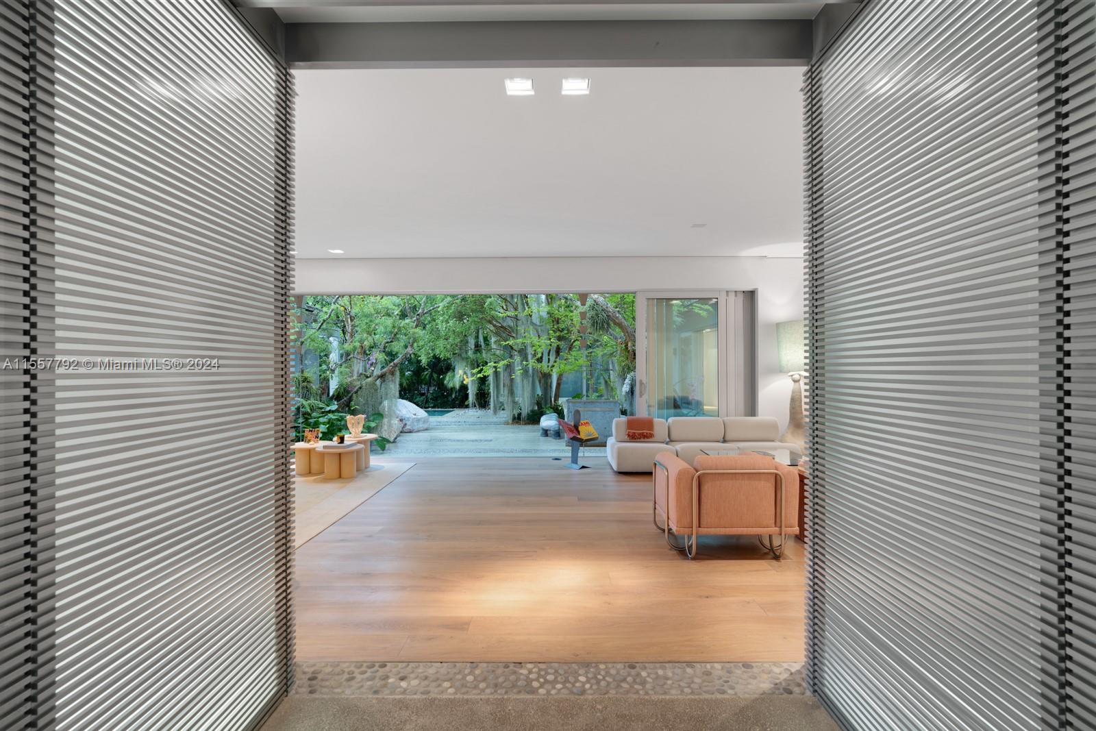 LA GORCE ISLAND - Residential