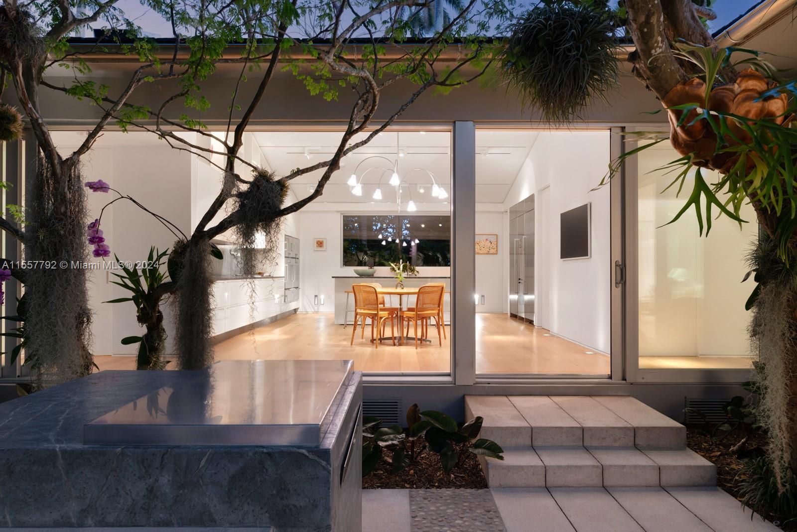 LA GORCE ISLAND - Residential