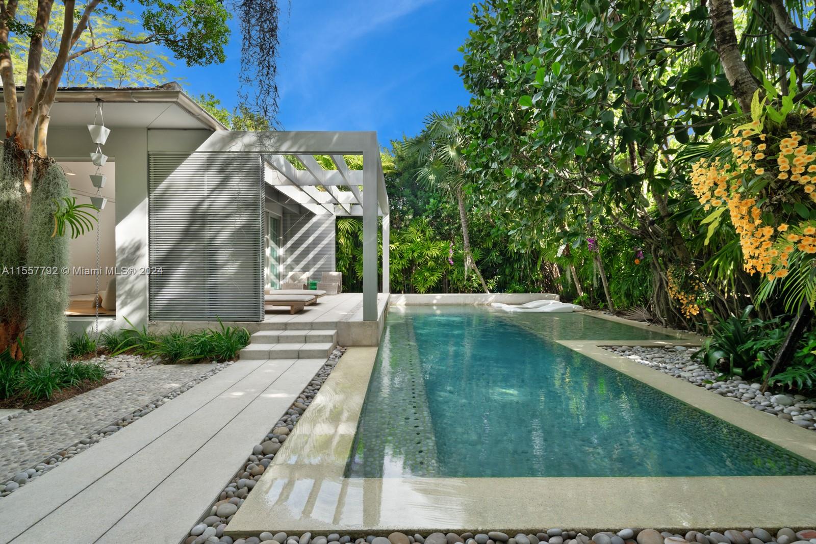 LA GORCE ISLAND - Residential