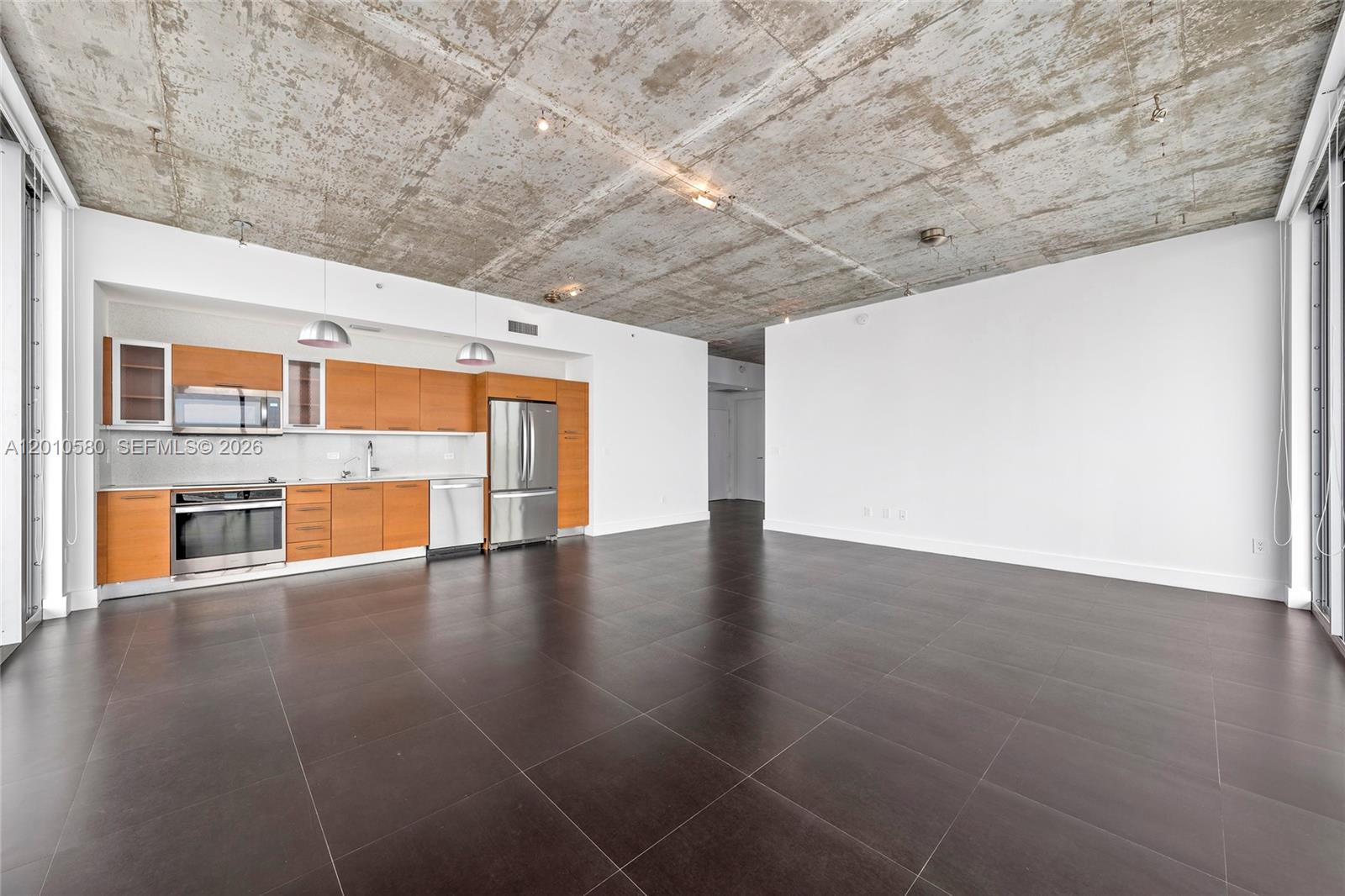 3470 E Coast Ave H2701