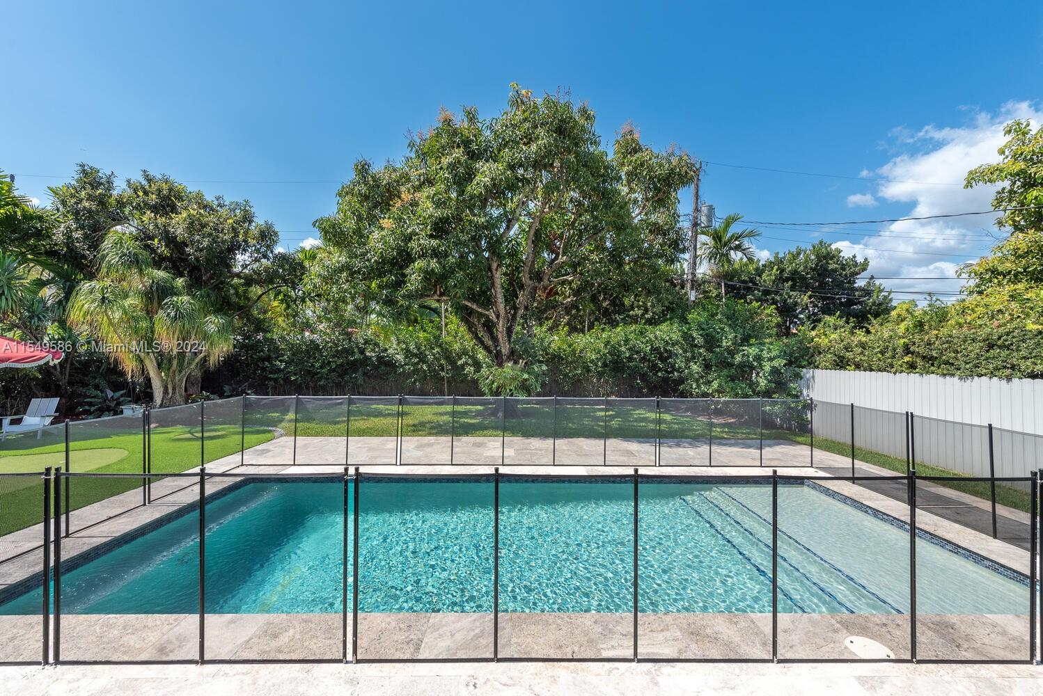 BRICKELL ESTATES - Residential