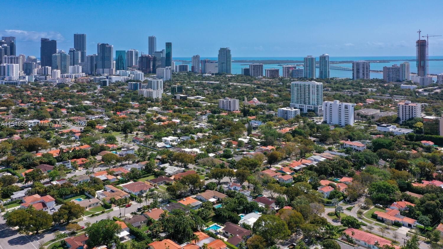 BRICKELL ESTATES - Residential