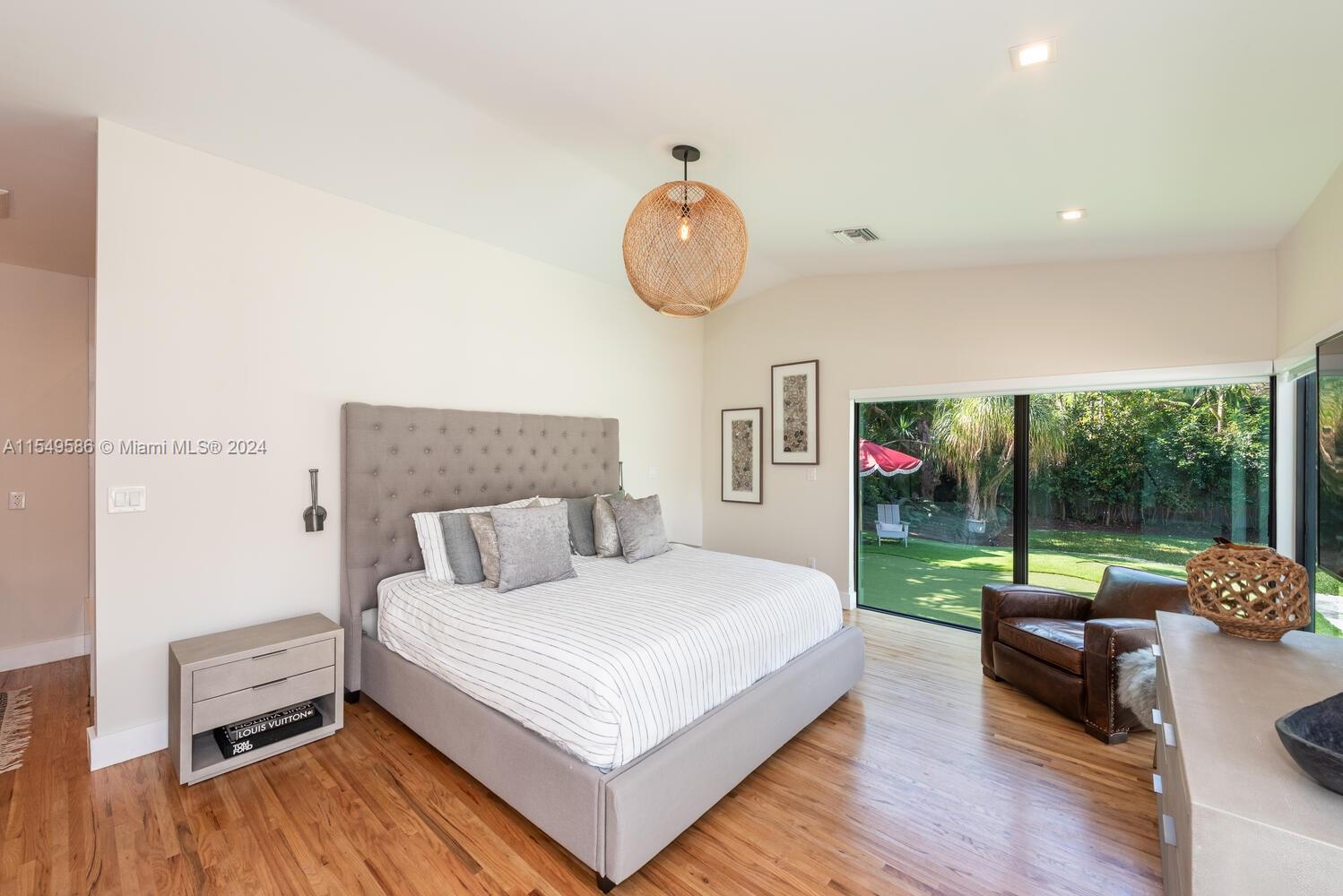 BRICKELL ESTATES - Residential