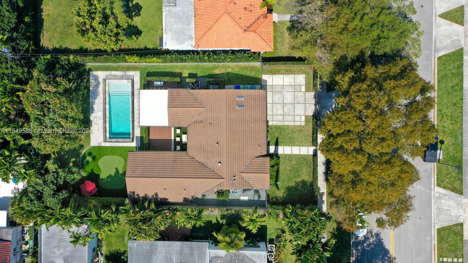 BRICKELL ESTATES - Residential