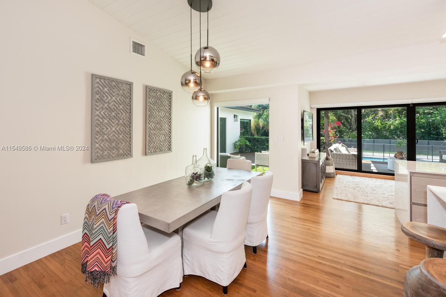 BRICKELL ESTATES - Residential