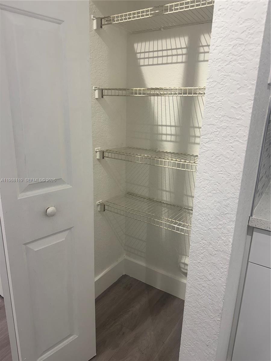 IDLEWILD PARK - Residential Lease