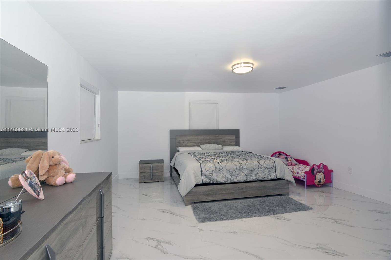 Homestead, Florida 33033, United States, 5 Bedrooms Bedrooms, ,3 BathroomsBathrooms,Residential,Active,69265