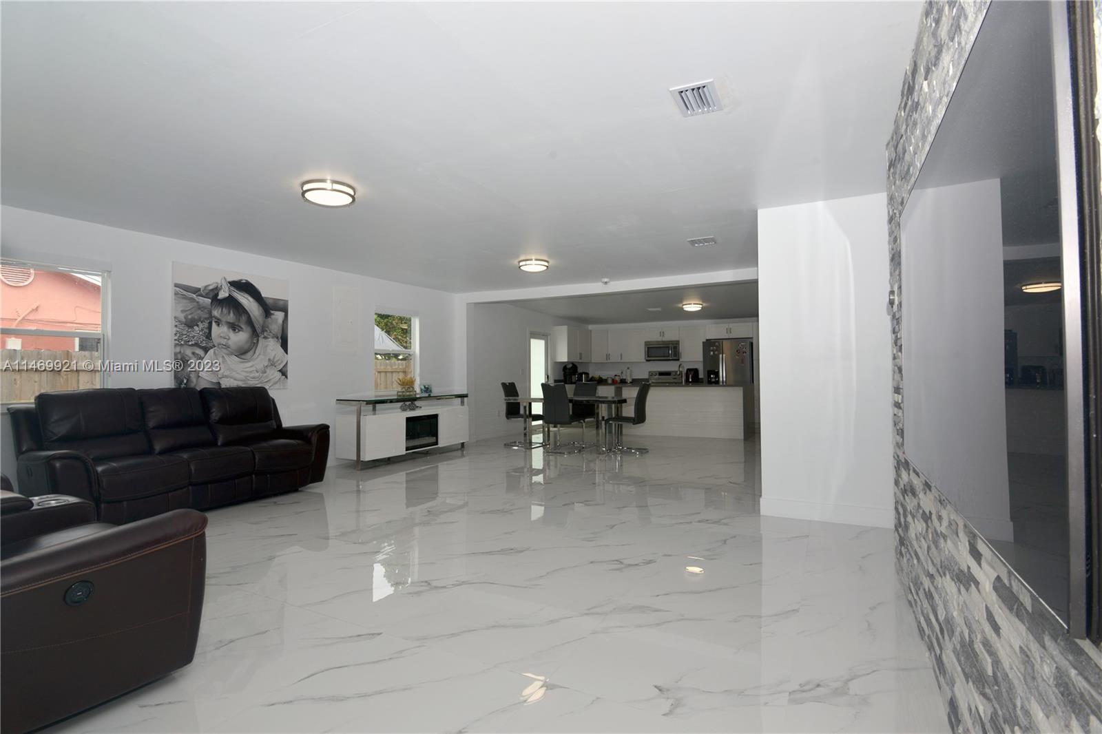 Homestead, Florida 33033, United States, 5 Bedrooms Bedrooms, ,3 BathroomsBathrooms,Residential,Active,69265