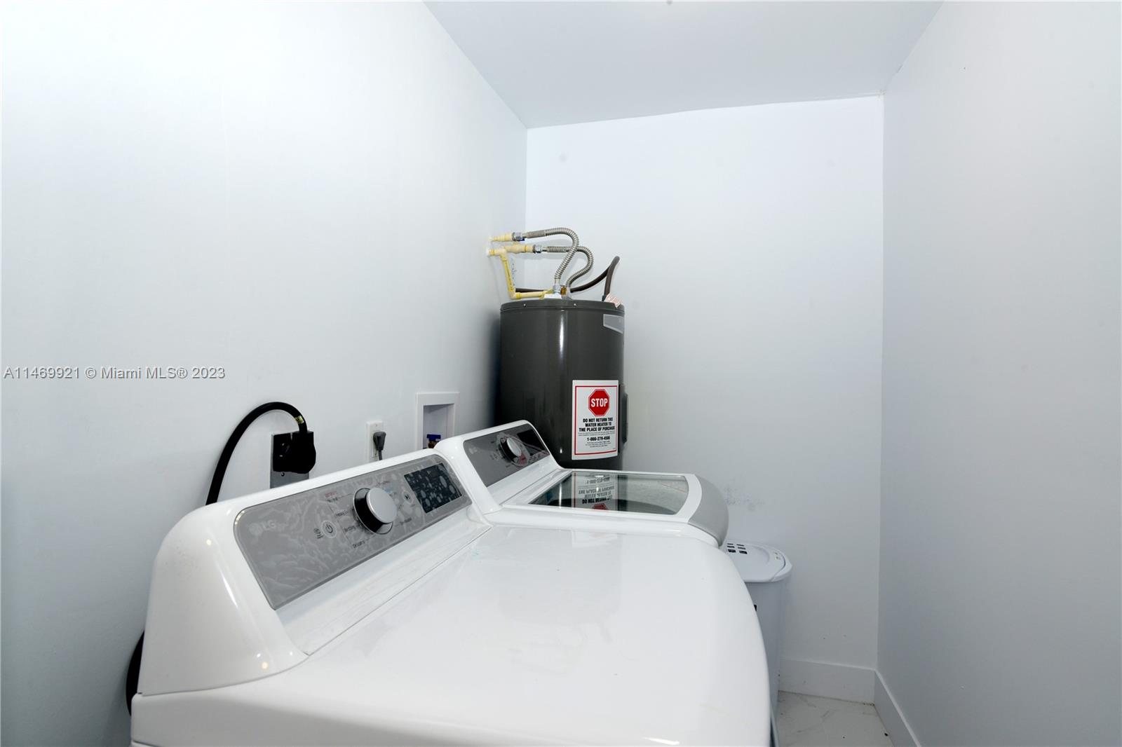 Homestead, Florida 33033, United States, 5 Bedrooms Bedrooms, ,3 BathroomsBathrooms,Residential,Active,69265