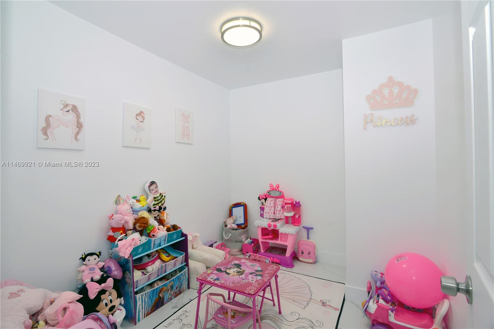 Homestead, Florida 33033, United States, 5 Bedrooms Bedrooms, ,3 BathroomsBathrooms,Residential,Active,69265