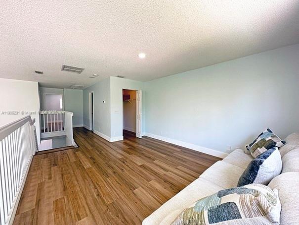 HOLIDAY SPRINGS VILLAGE - Residential