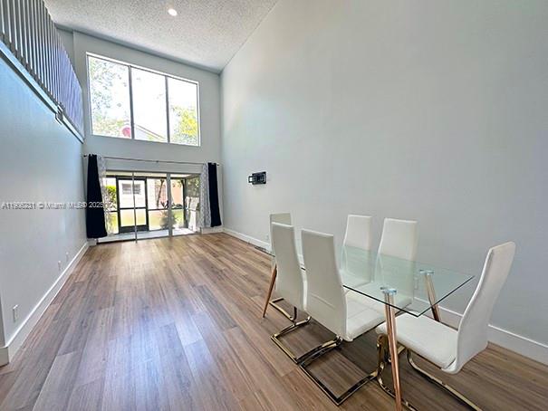 HOLIDAY SPRINGS VILLAGE - Residential