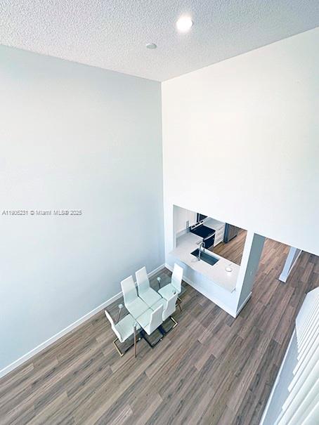 HOLIDAY SPRINGS VILLAGE - Residential