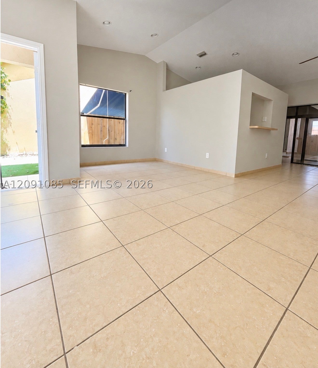 30233 SW 161st Ct, Homestead, FL, 33033/$480,000 3 30233 SW 161st Ct