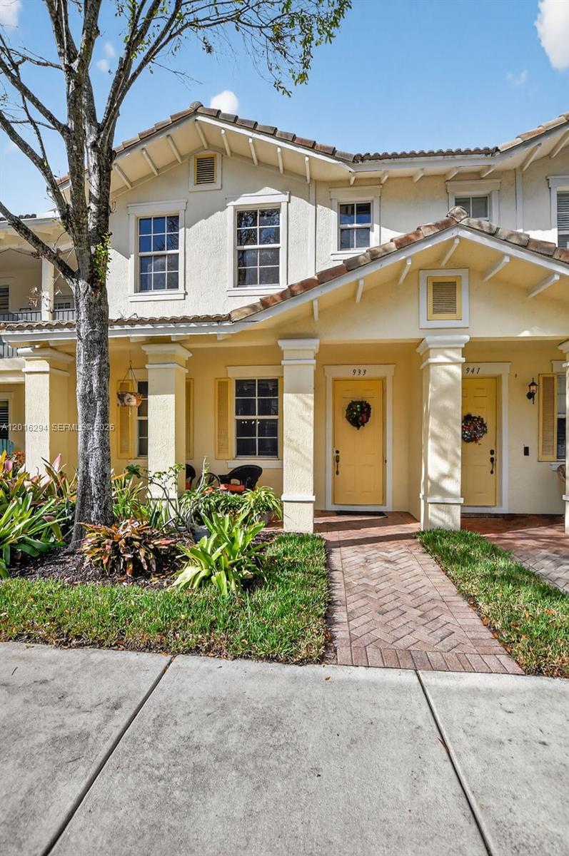 FAIRFIELD GARDENS - Residential