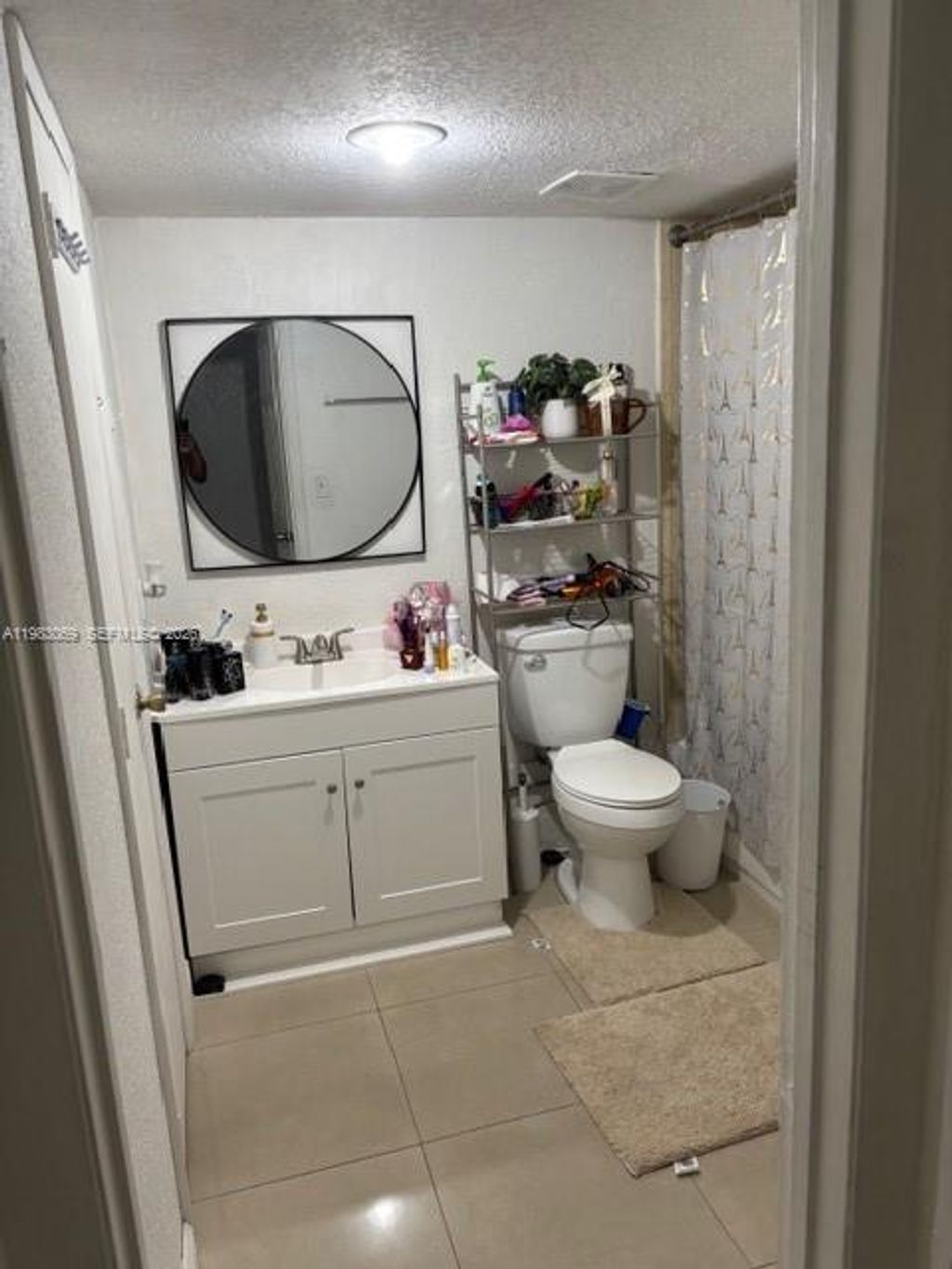Photo of 1750 W 56 St #112, Hialeah, FL 33012 (MLS # A11983069)