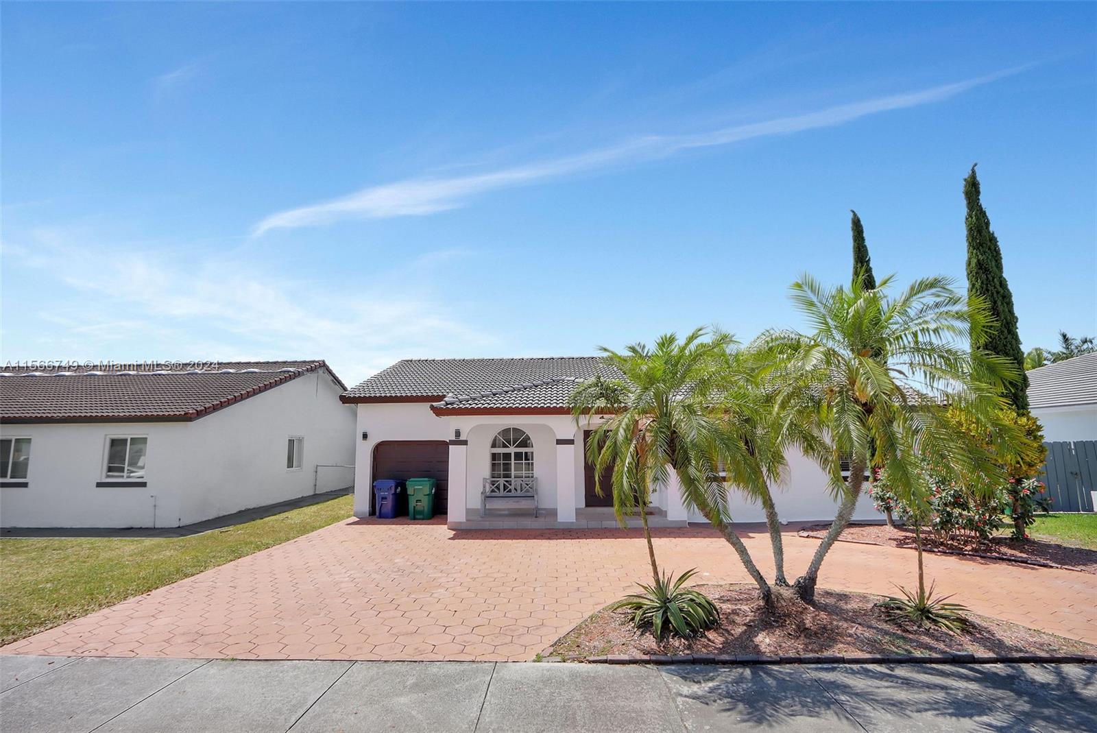 MAJESTIC ESTATES 3RD ADDN - Residential