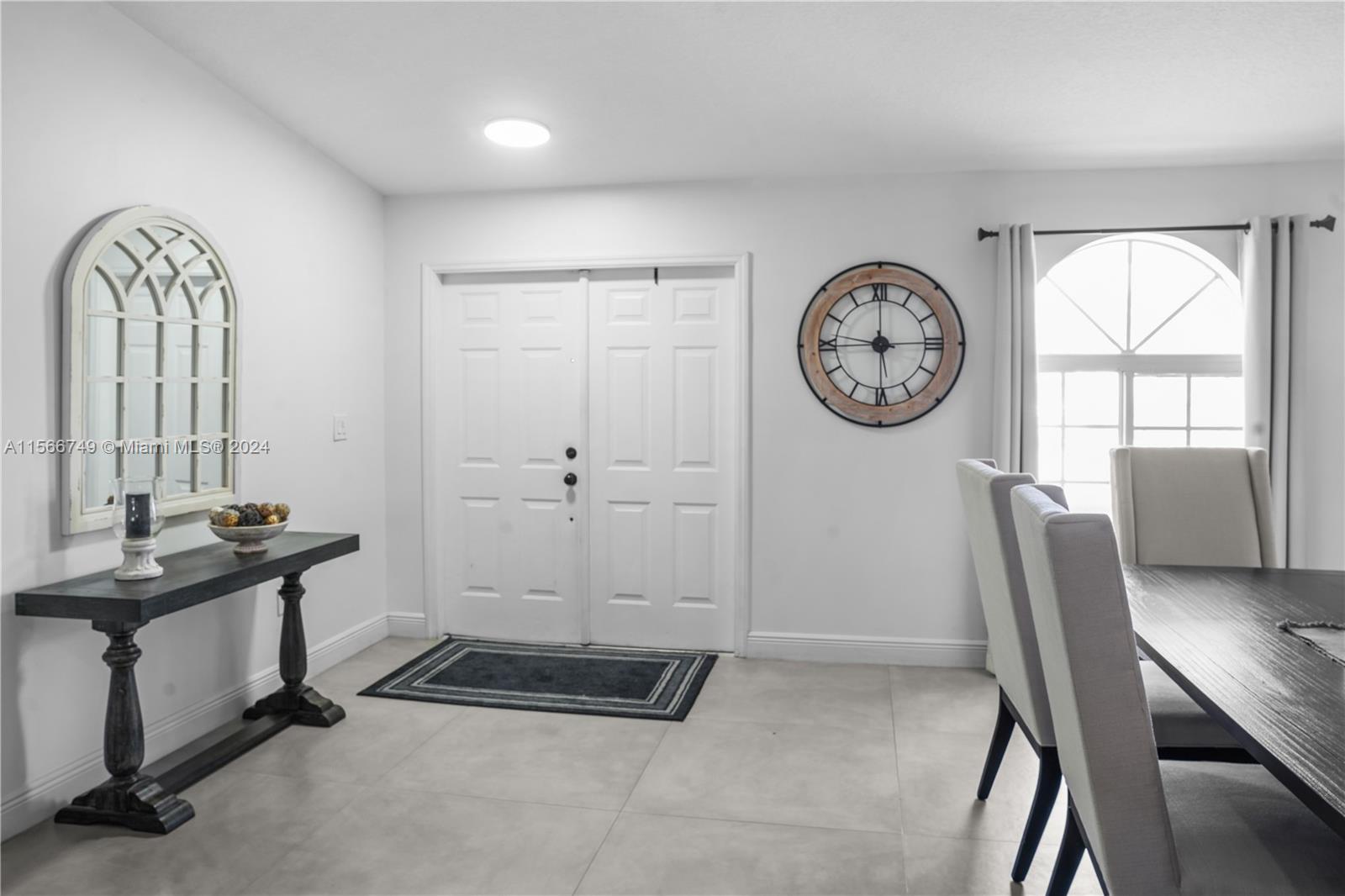 MAJESTIC ESTATES 3RD ADDN - Residential