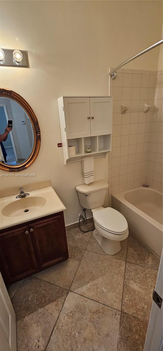 LEGENDS AT THE GARDENS CO - Residential