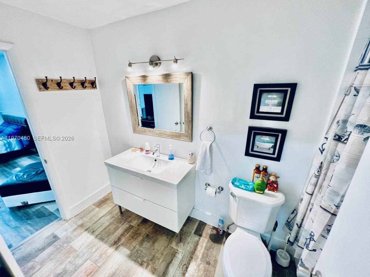 SAILBOAT CAY CONDO - Residential