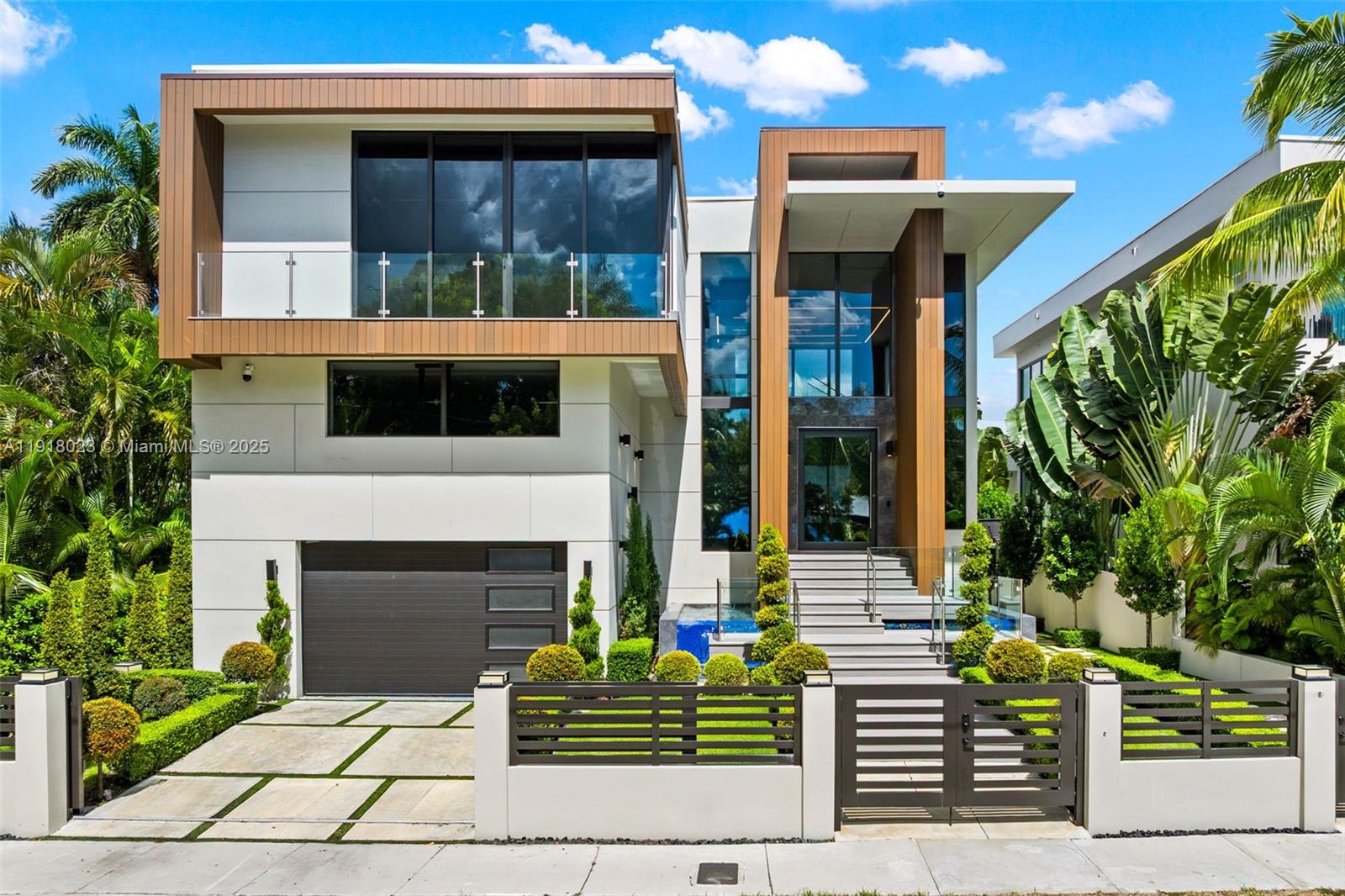 BELLE MEADE 1ST ADDN - Residential