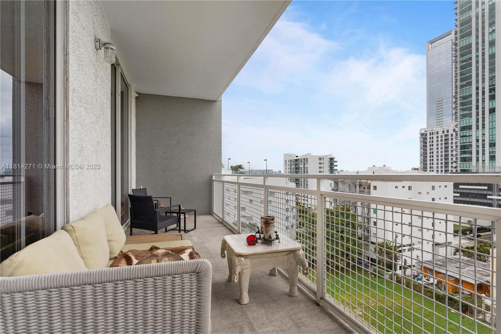 THE YORKER CONDO - Residential