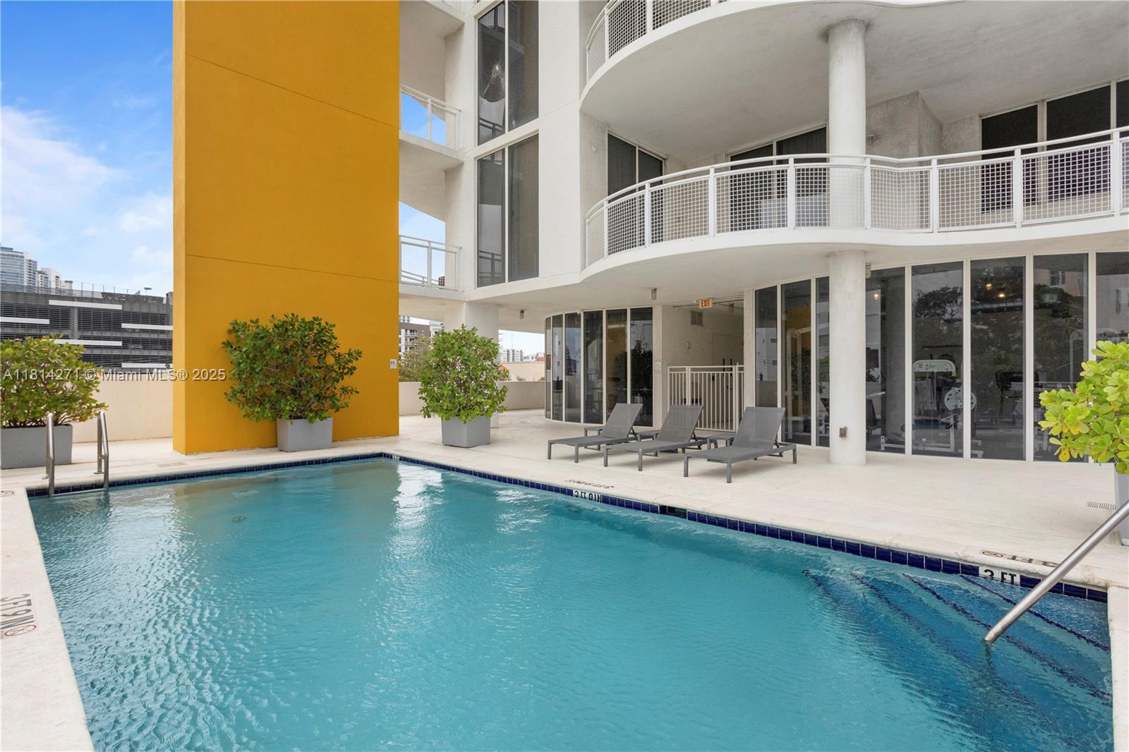 THE YORKER CONDO - Residential