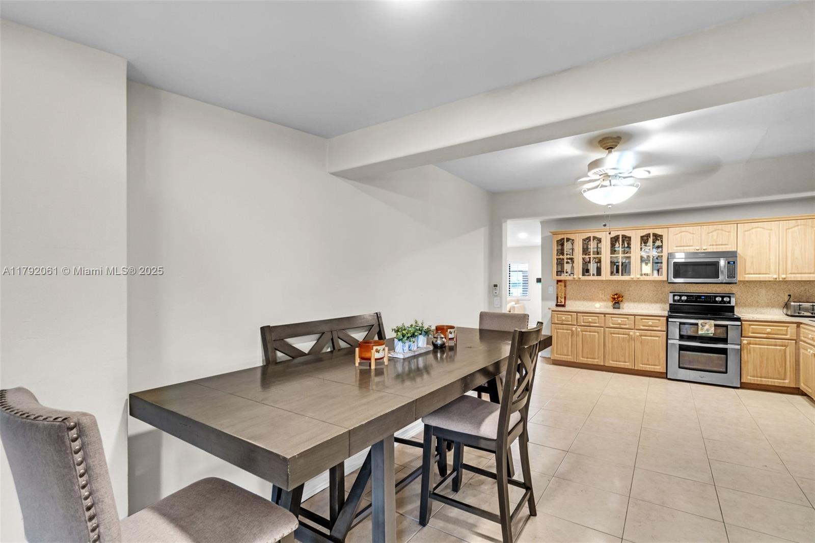 SCHOOL HOUSE SUB - Residential