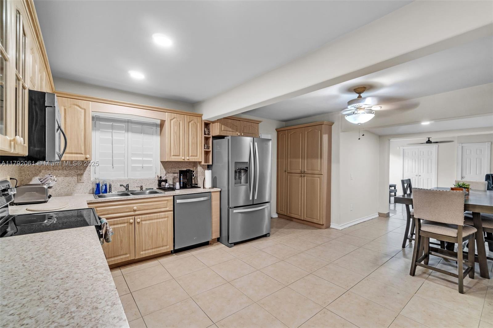 SCHOOL HOUSE SUB - Residential