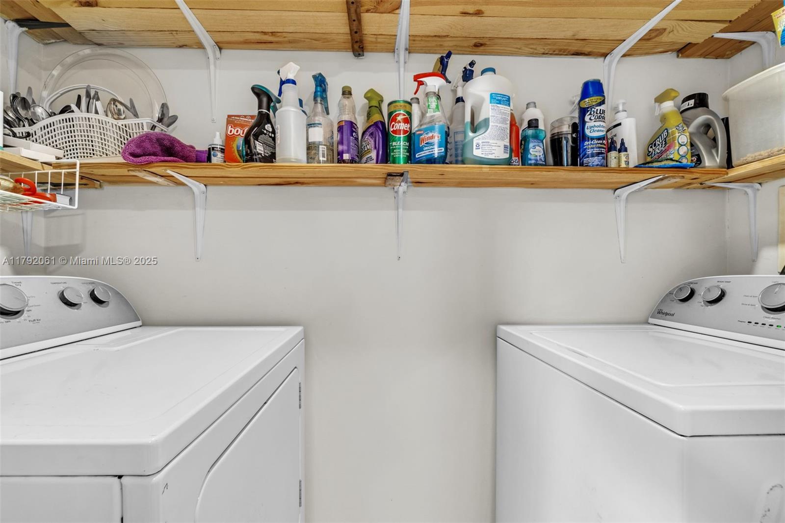 SCHOOL HOUSE SUB - Residential