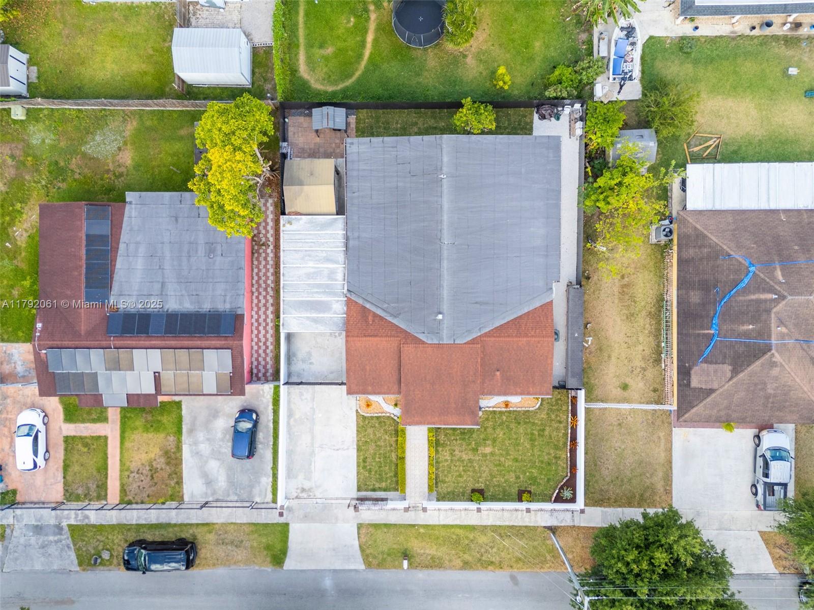 SCHOOL HOUSE SUB - Residential