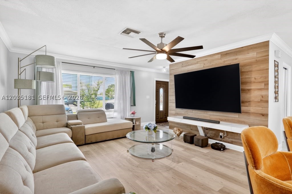 1000 W River Dr