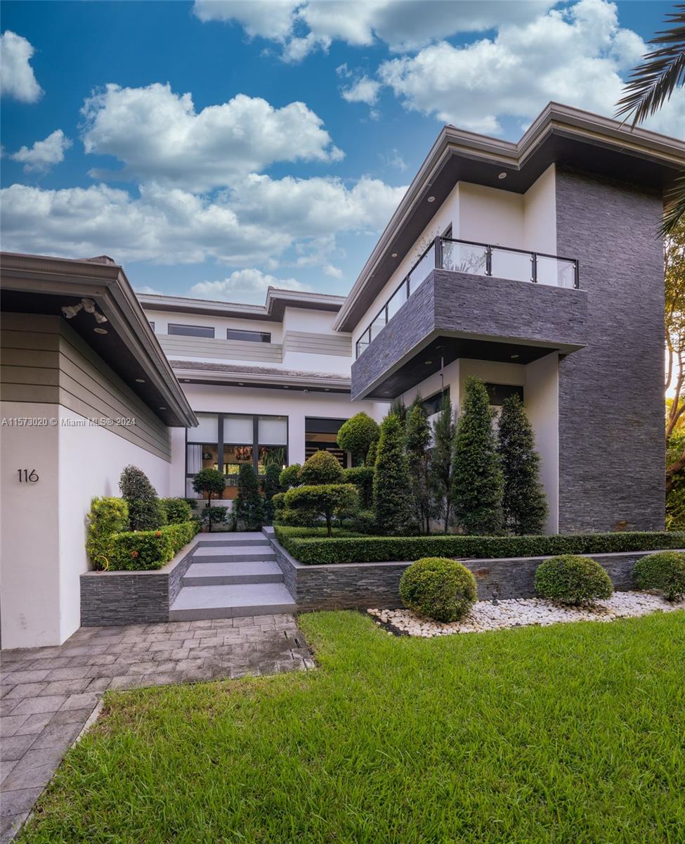 BISCAYNE KEY ESTATES - Residential