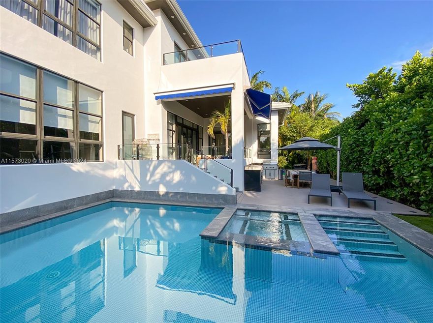 Key Biscayne ,elegant Residence , Ready to Move in. 

 BUILT IN 2014.
 6 BEDROOMS/ 6 BATHROOMS.
ALL BEDROOMS EN SUITE.

 FIRST FLOOR: TWO BEDROOMS EN SUITE .
SECOND FLOOR : MASTER SUITE AND TWO ADDITIONAL BEDROOMS. ALL EN SUITE. 
LAUNDRY AREA. large terraces. summer kitchen.

AS PER MIAMI DADE TAX ROLL RESIDENCE OFFERS: 
actual area.. .4,365 Sq.Ft
Living Area... 3,628 Sq.Ft
Adjusted Area. 3,643 Sq.Ft
Lot Size .7,500 Sq.Ft

High ceilings ,large Family room adjacent to Gourmet Kitchen w/direct access to terrace & Pool.  Summer Kitchen. 
Formal Dining area,Living Room overlooking pool & access to Terraces.

MASTER BEDROOM OFFERS 2 Large walk in closets ,  MASTER BATHROOM w/ shower & tub   , His & hers areas.
 Gardens extremely manicured with beautiful landscape.