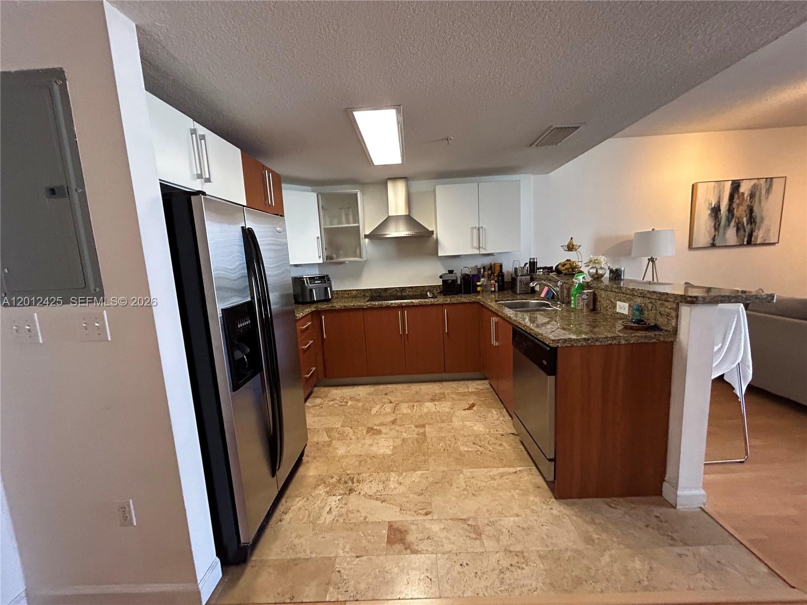170 SE 14th St 2906
