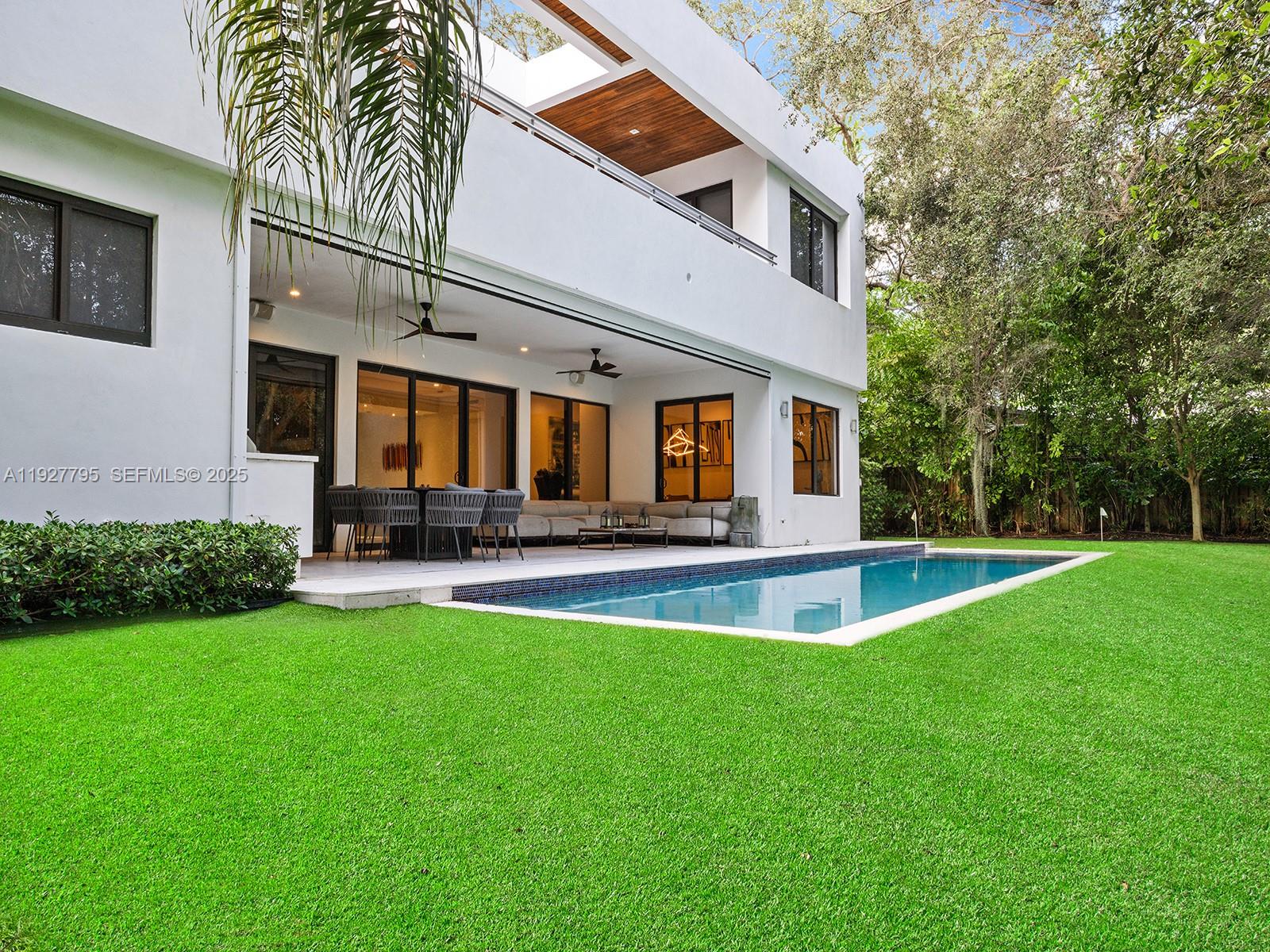 SUNSHINE FRUITS CO - Residential