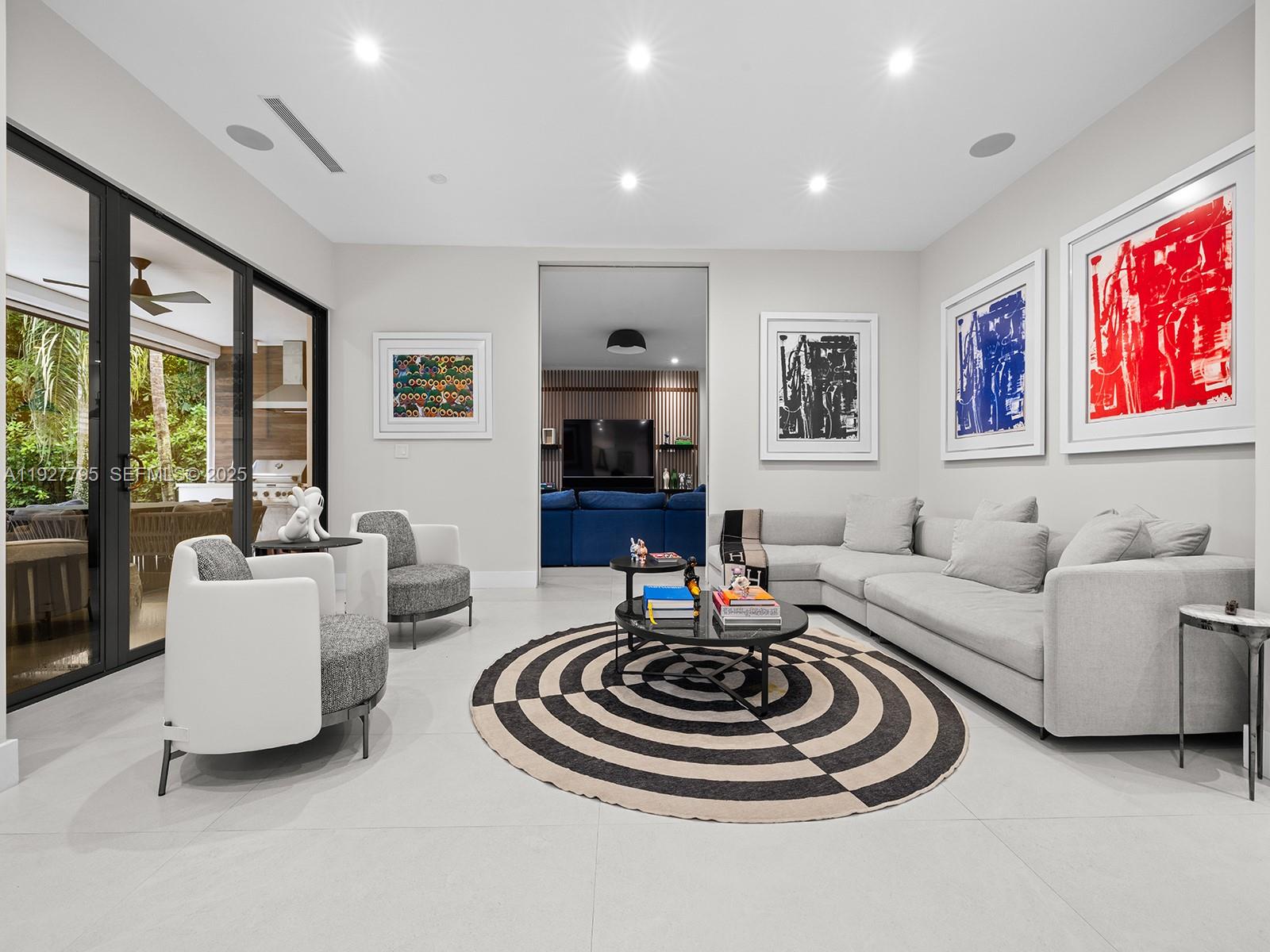 SUNSHINE FRUITS CO - Residential