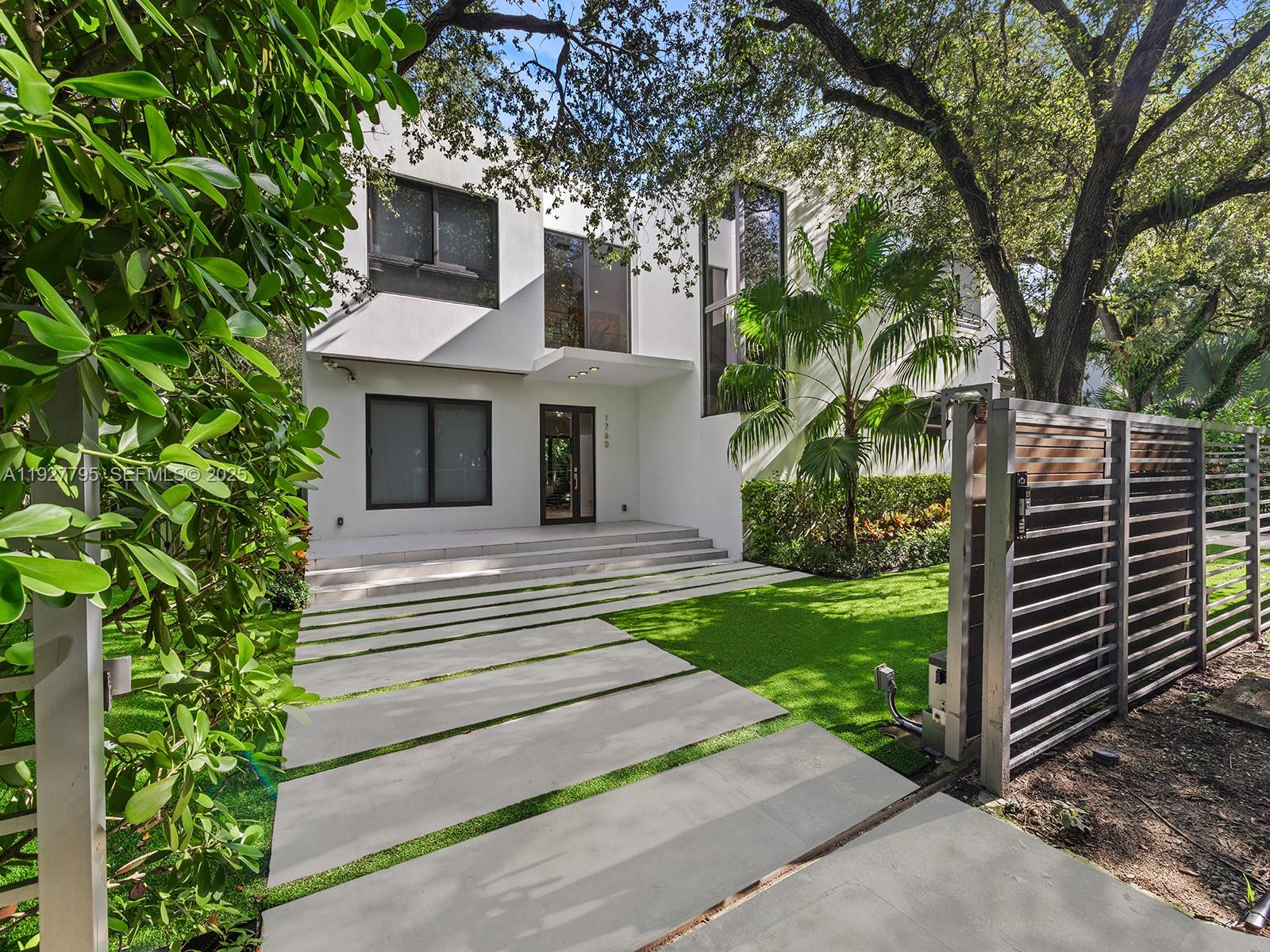 SUNSHINE FRUITS CO - Residential