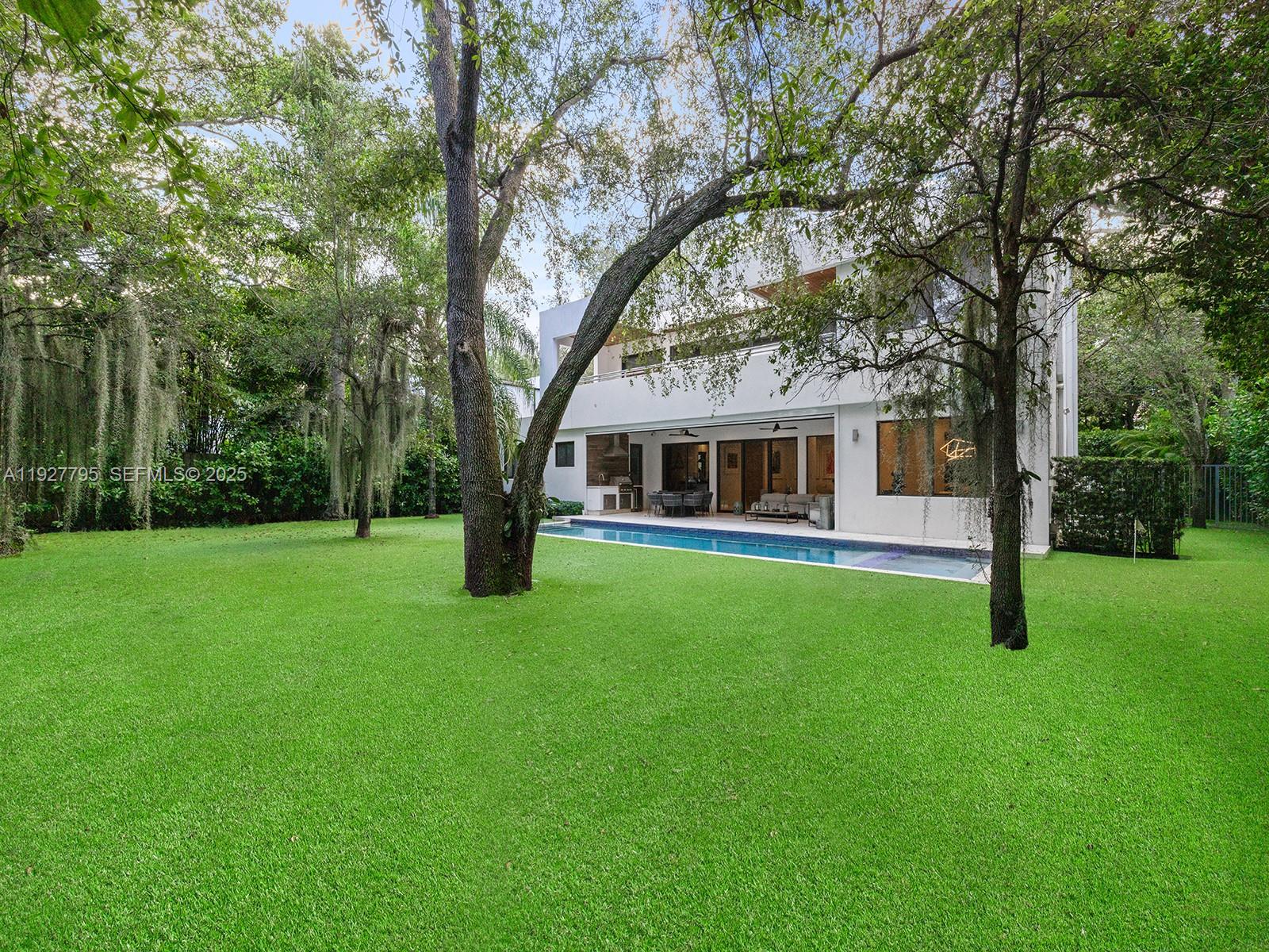 SUNSHINE FRUITS CO - Residential