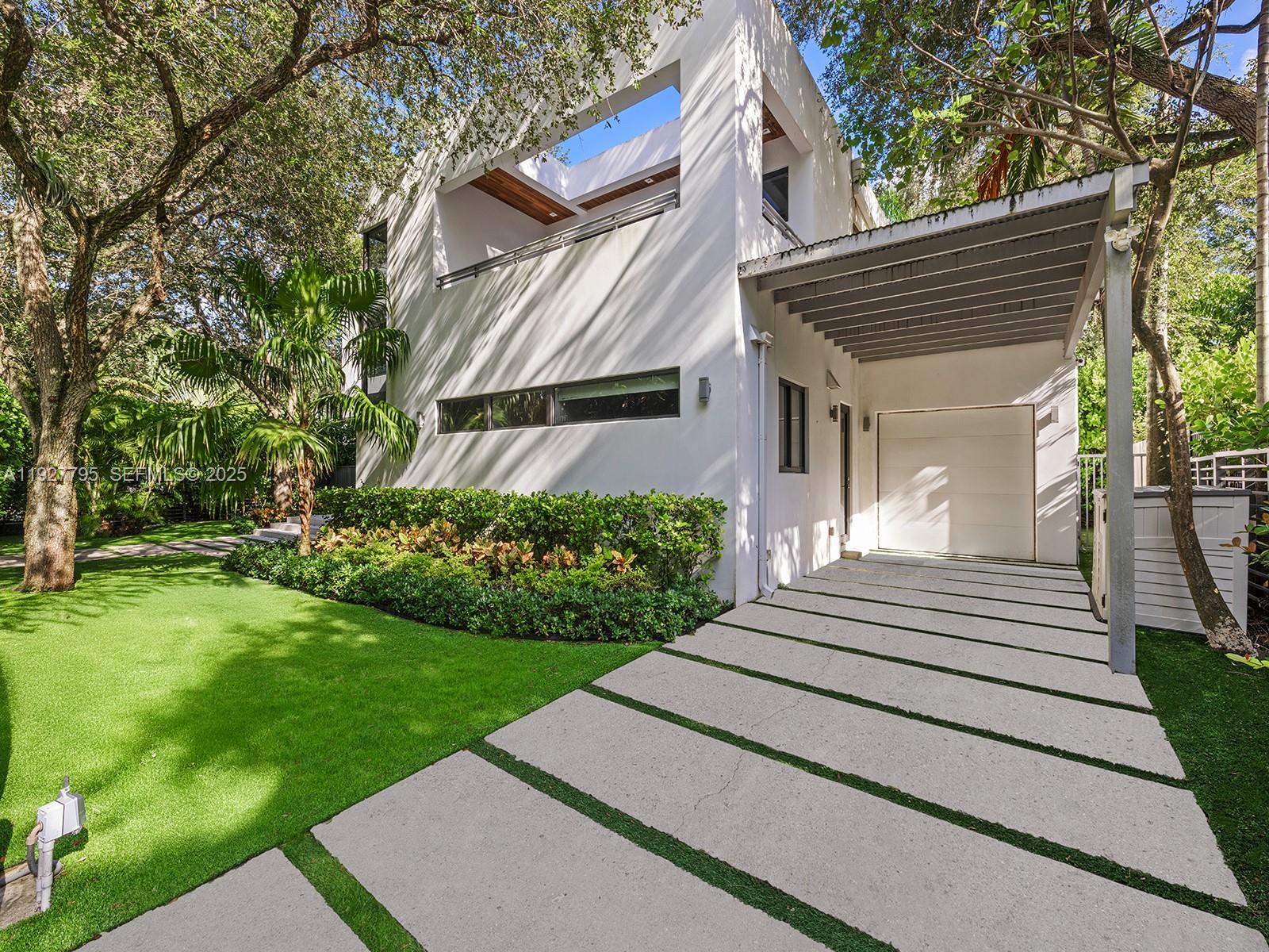 SUNSHINE FRUITS CO - Residential