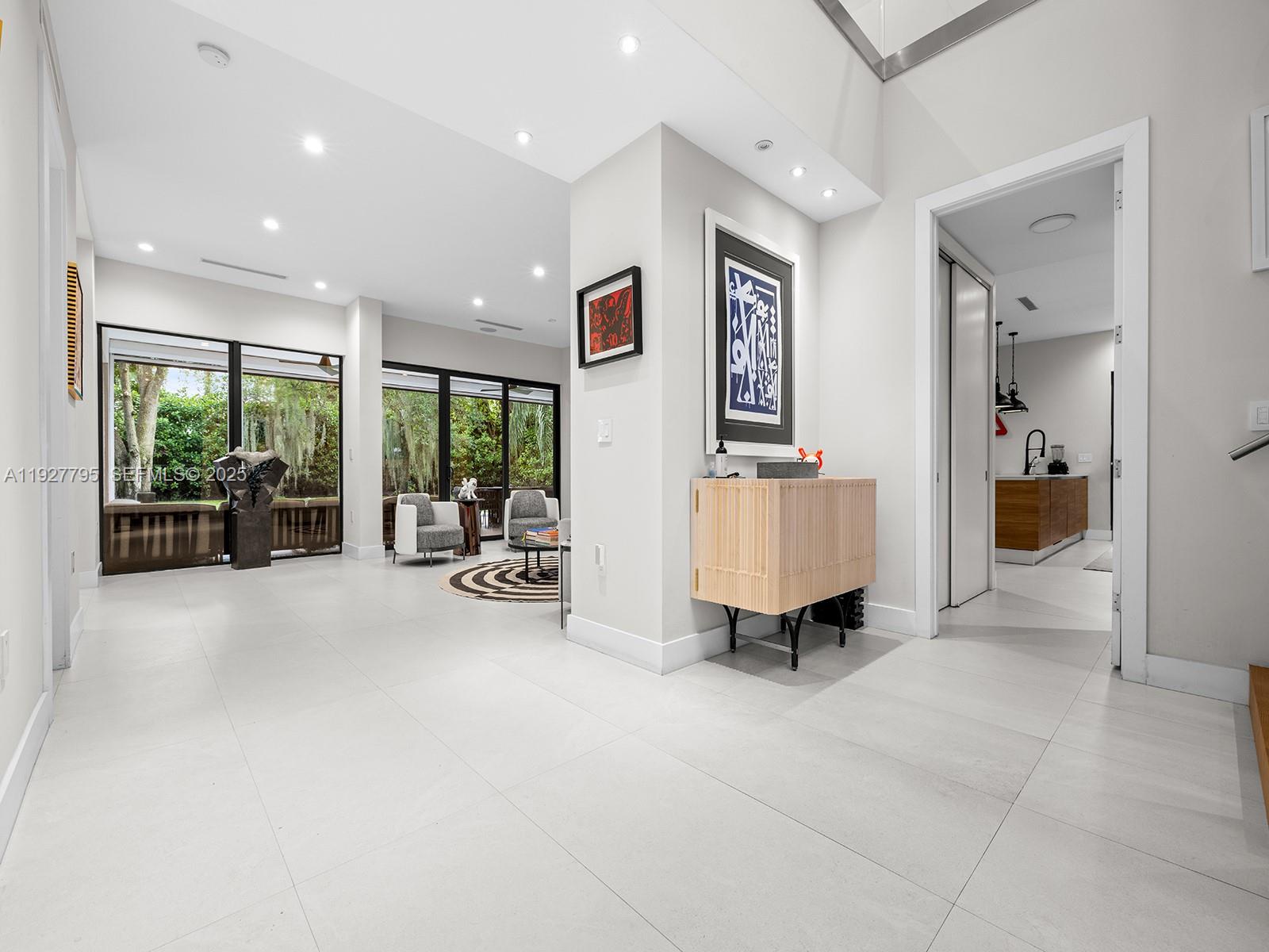 SUNSHINE FRUITS CO - Residential